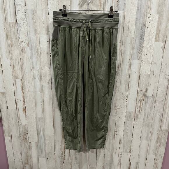 Lululemon Green Dance Studio Ribbed Crop Pants Womens Size Small *Flaw - Picture 1 of 7